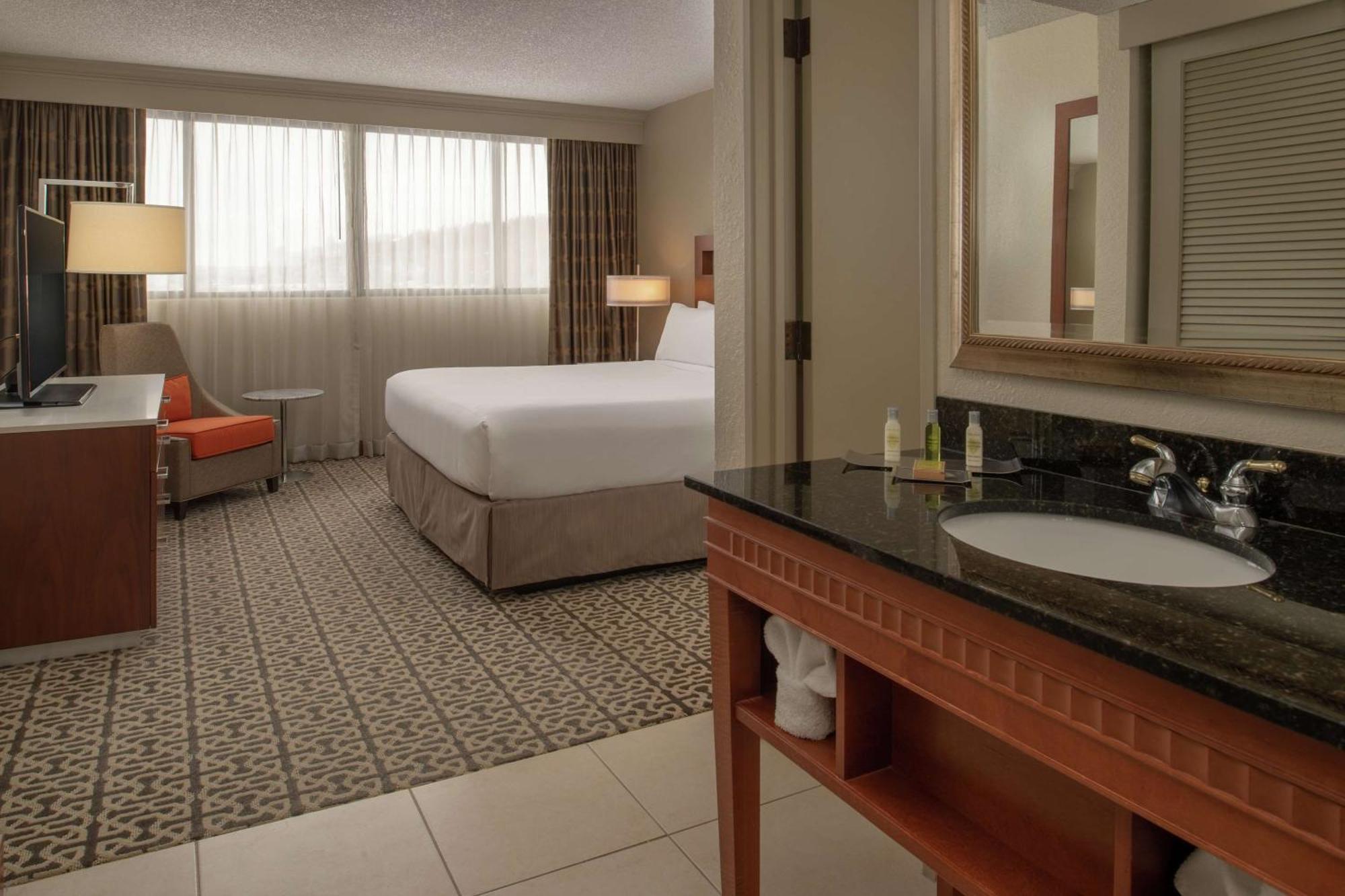 Doubletree Suites By Hilton Seattle Airport/Southcenter Tukwila Bagian luar foto