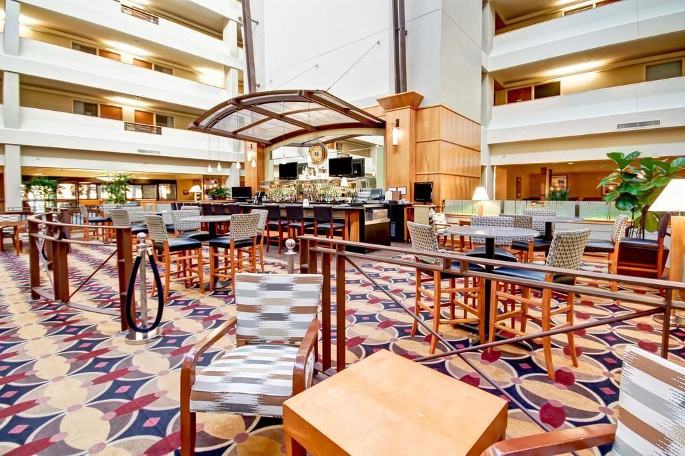 Doubletree Suites By Hilton Seattle Airport/Southcenter Tukwila Bagian luar foto